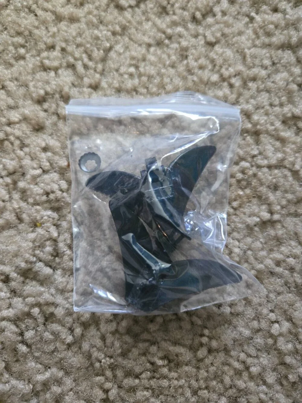 Bowtie/Tie Hardware Fastener Clips with Plastic Fixed Collar Clips | Black | Whi